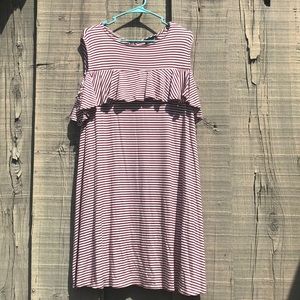 Poof maroon and white dress